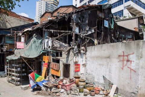 农村没手续的房子就应该拆除吗?