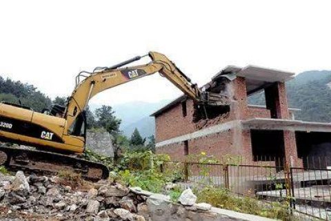 无证房屋被没收后，房主就不具有利害关系了？