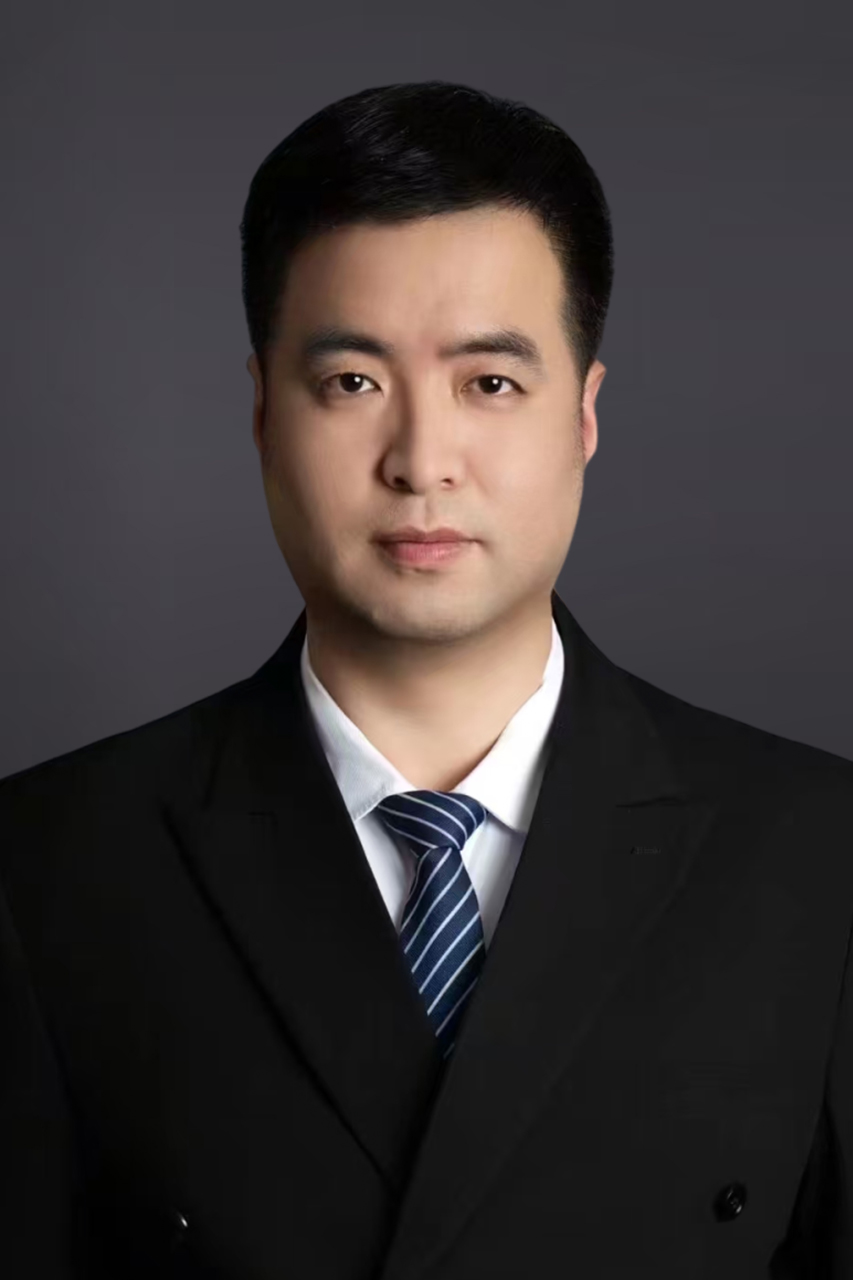 鲁力铭律师
